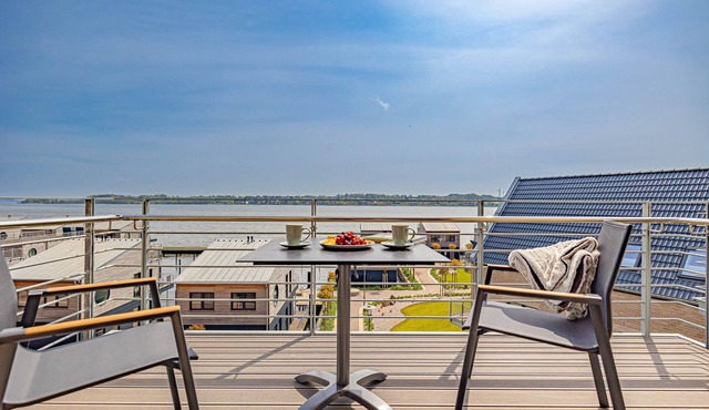 Wiking-Koje 11 - Elevator, 3rd Floor, Shower, Balcony, Washing Machine, Parking