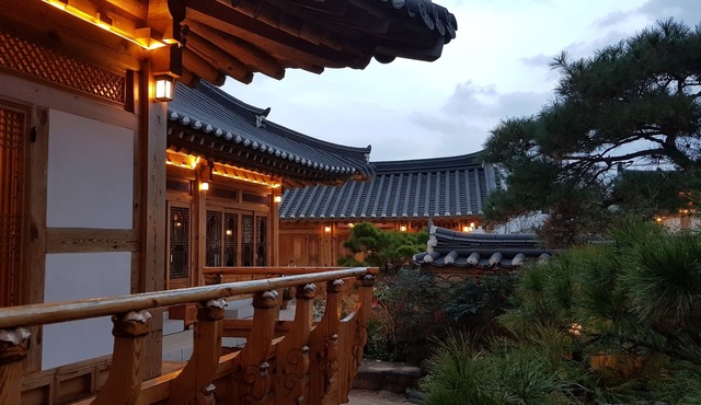 Wiyeonjae Hanok Stay