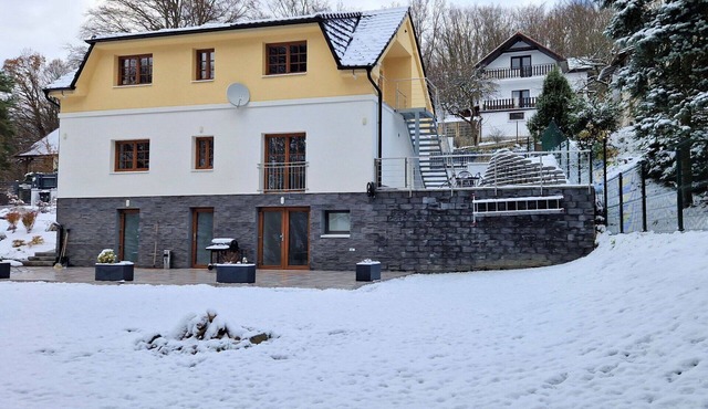 Wonderful private villa for 6 people with private pool, WIFI, TV, terrace and pets allowed