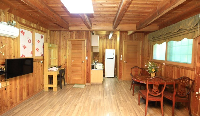 Wonju Chiak Mountain Club Pension