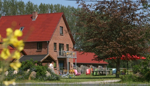 XL (5 + 6) / 7 room holiday house (138m², max 10 pers.) - Family holiday farm *** Ostseeland Rerik