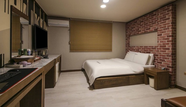 XO Hotel