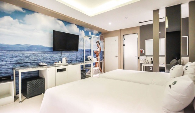 Yeongdeok Gangguhang Cloud Hotel