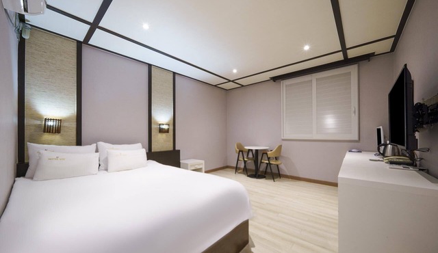Yeongju Wiz Hotel