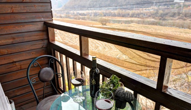 Yeongwol Riverside White House Pension