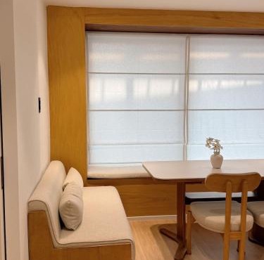 Yeonhuidong 3Rooms , Up to 6 People ,10Mins Drive to Hongdae ,2Floor Single Family Home , Free Parking , Hongje Waterfall