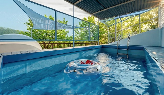 Yeonorang Park Pool Villa in Pohang
