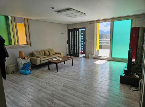 Yeosu Art Village 705 Pension