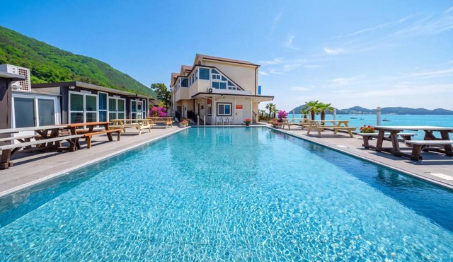 Yeosu Baraboda Ocean View Pension