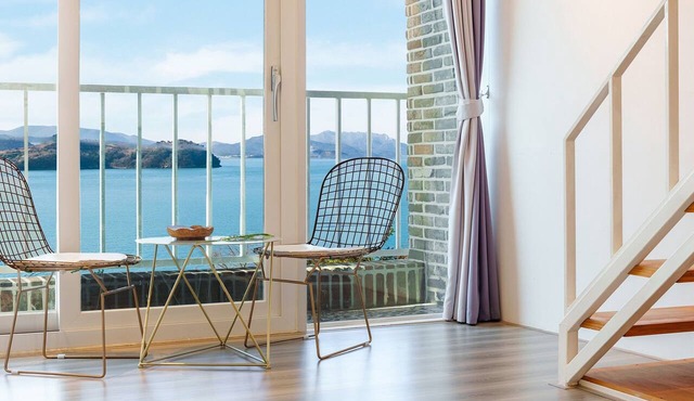 Yeosu Jplus A Pension