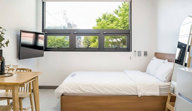 Yeosu Nangmanstay Pension