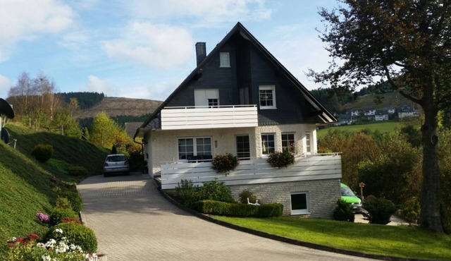 You feel like hiking, biking or skiing? Then you are right with us