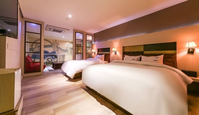 Zara Hotel