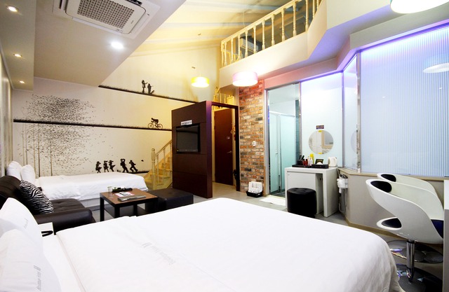 Jinju M Hotel
