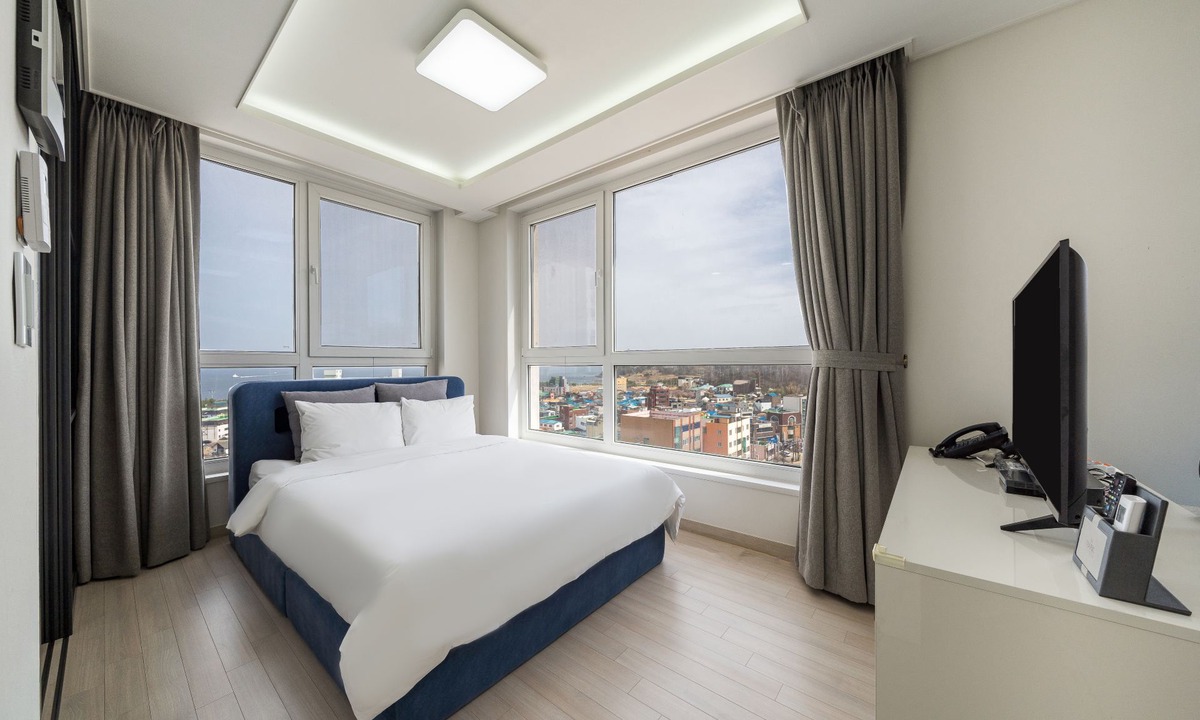 Sokcho Hotel | The Mark Sokcho Residence