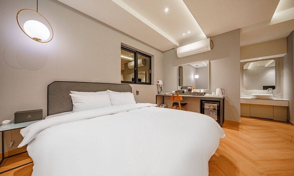 Sincheondong Hotel | Daegu Dongdaegu Station Hotel Cherish