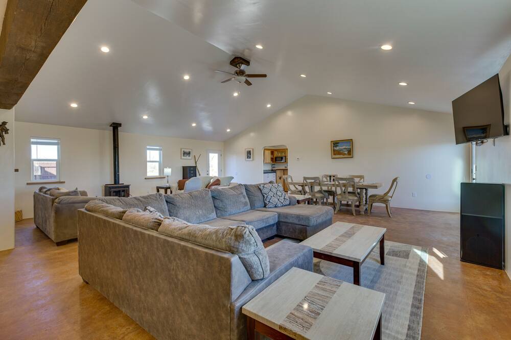 Antonito House | Spacious Antonito Getaway w/ Wood-Burning Stove!