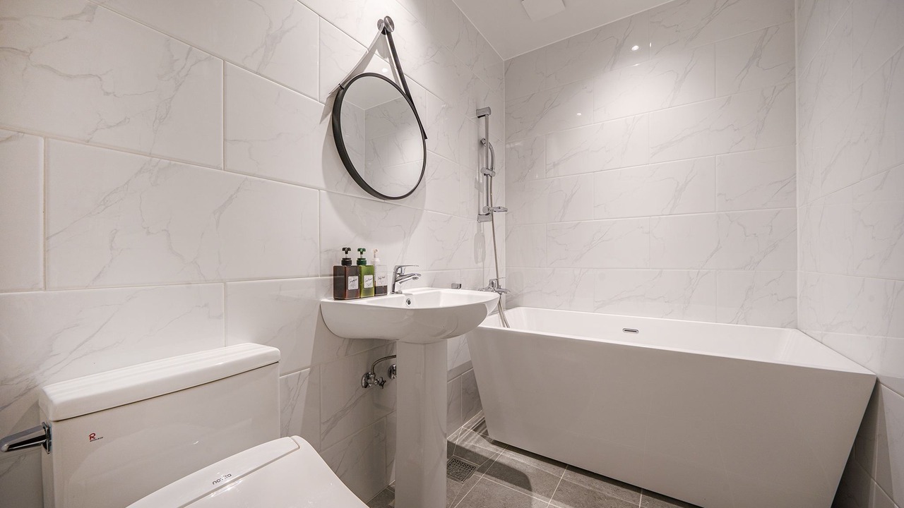 Photo of Bathroom in Sincheondong