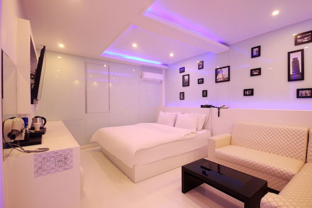 Photo of Livingroom in Ussambang