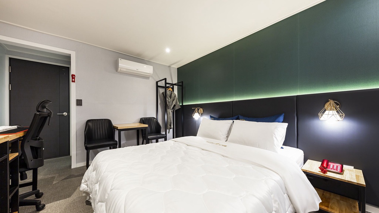Photo of Bedroom in Dong-gu
