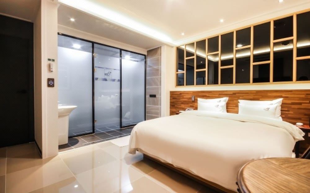 Photo of Bedroom in Chinju