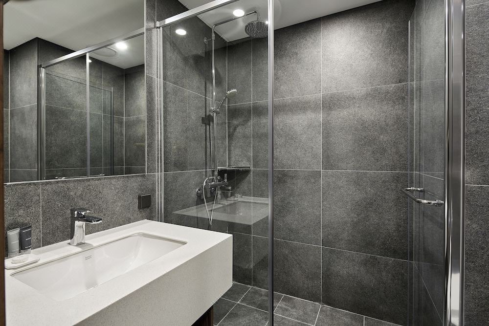 Photo of Bathroom in Samsan-dong