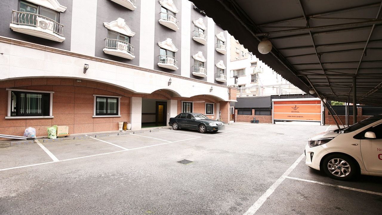 Photo of Buildings in Dong-gu
