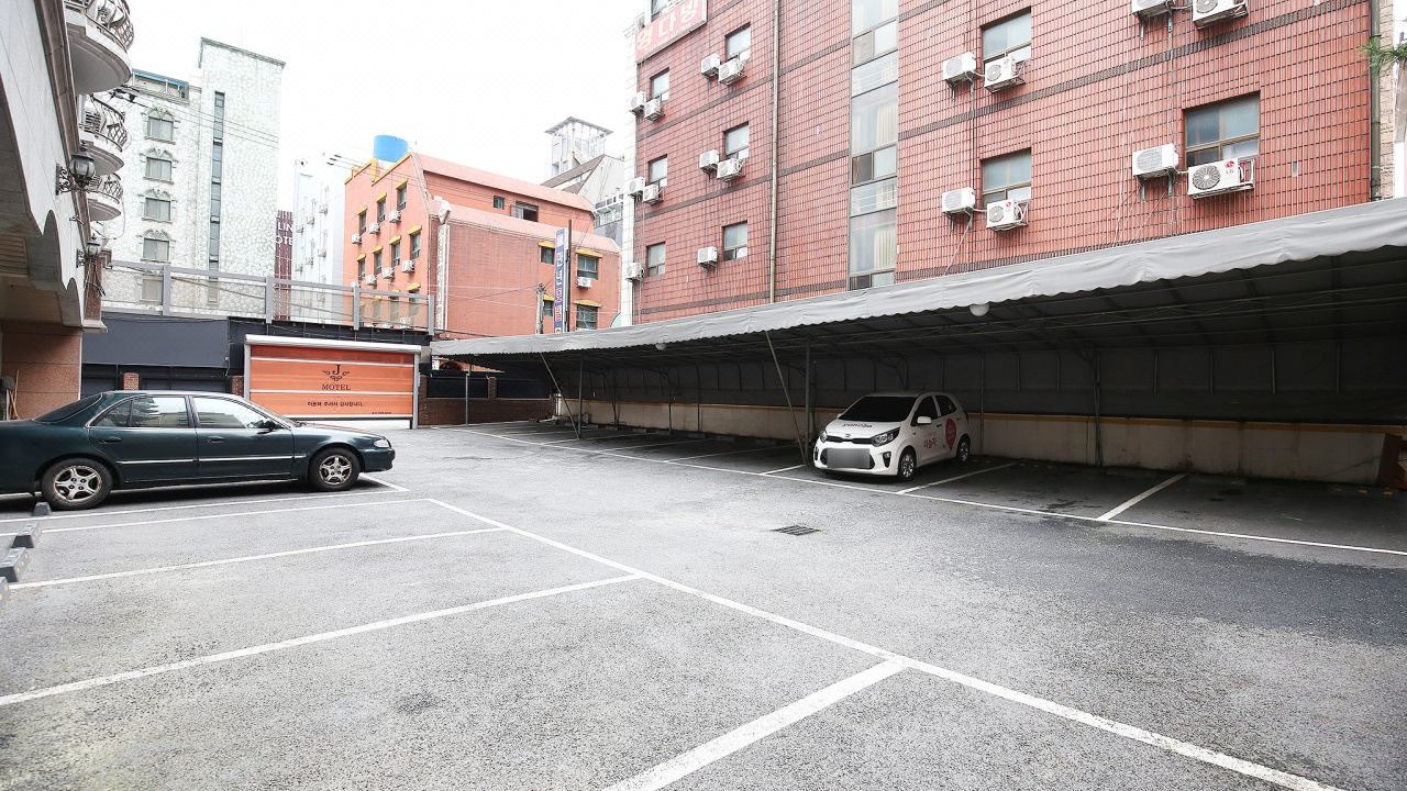 Photo of Buildings in Dong-gu