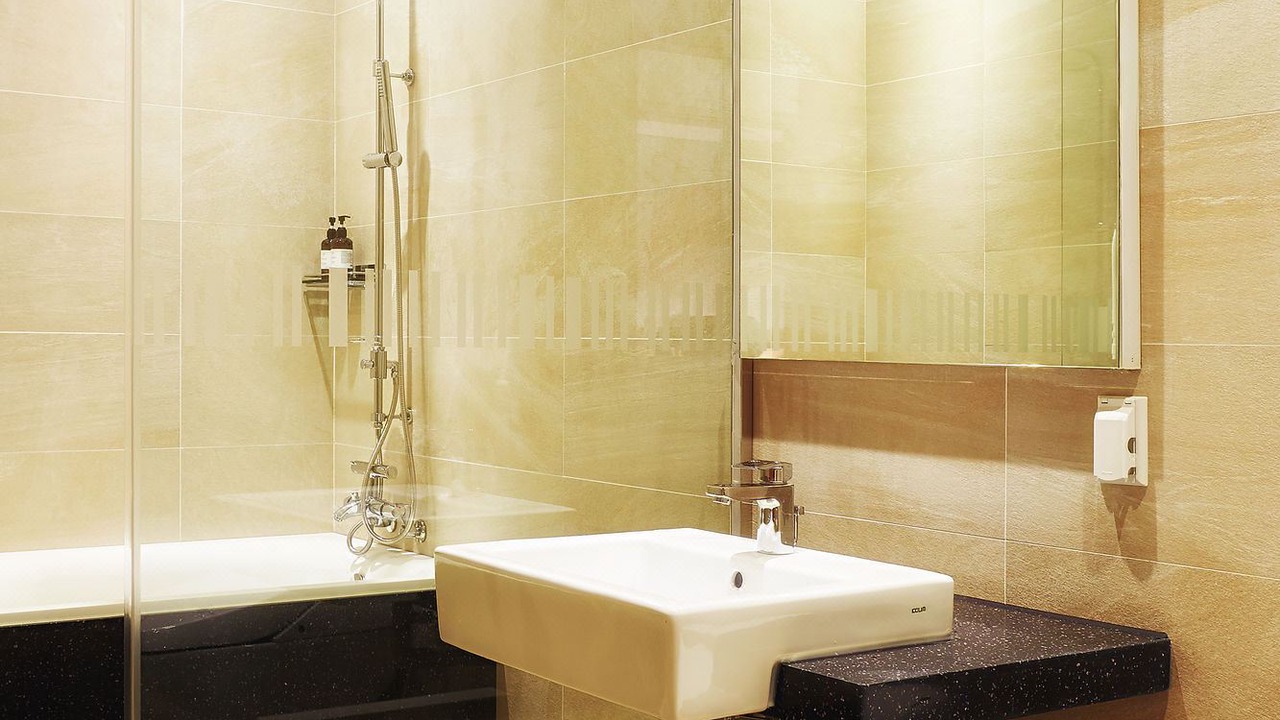 Photo of Bathroom in Samsan-dong