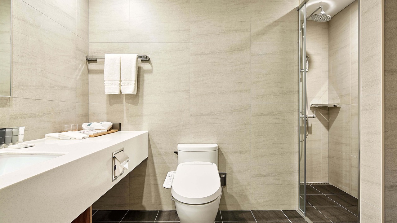 Photo of Bathroom in Samsan-dong