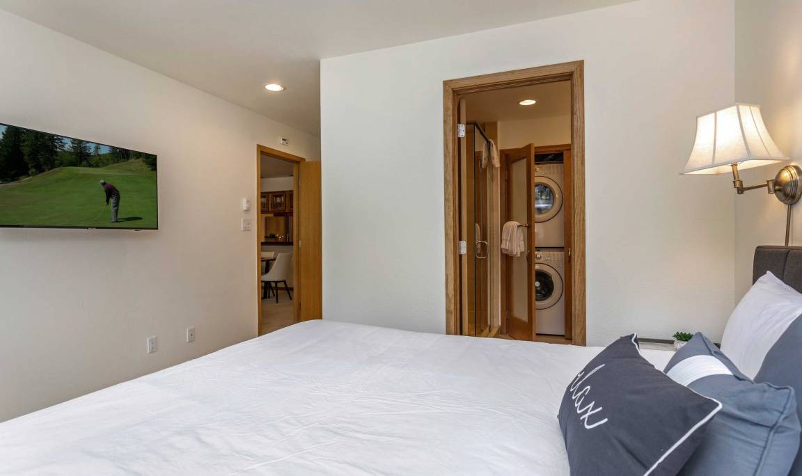 Photo of Bedroom in Beaver Creek