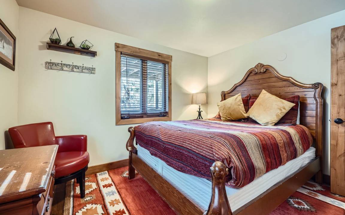 Photo of Bedroom in Blue River