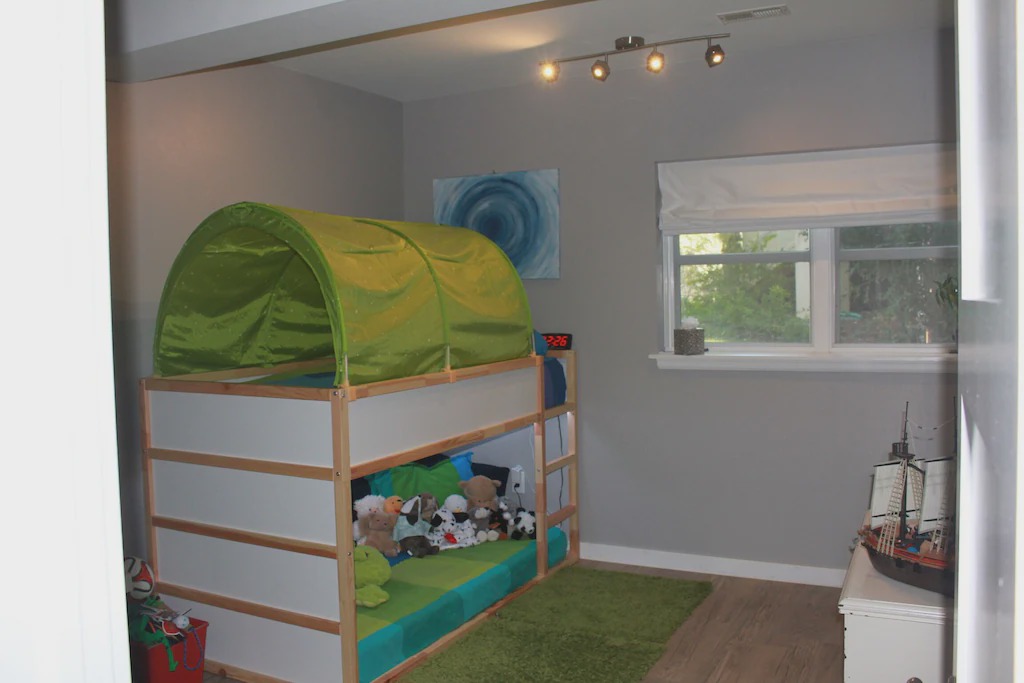 Photo of Bedroom in Rural North Boulder