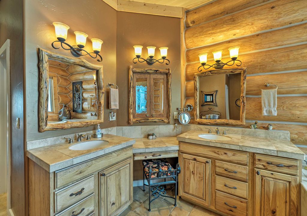 Photo of Kitchen in San Juan River Village
