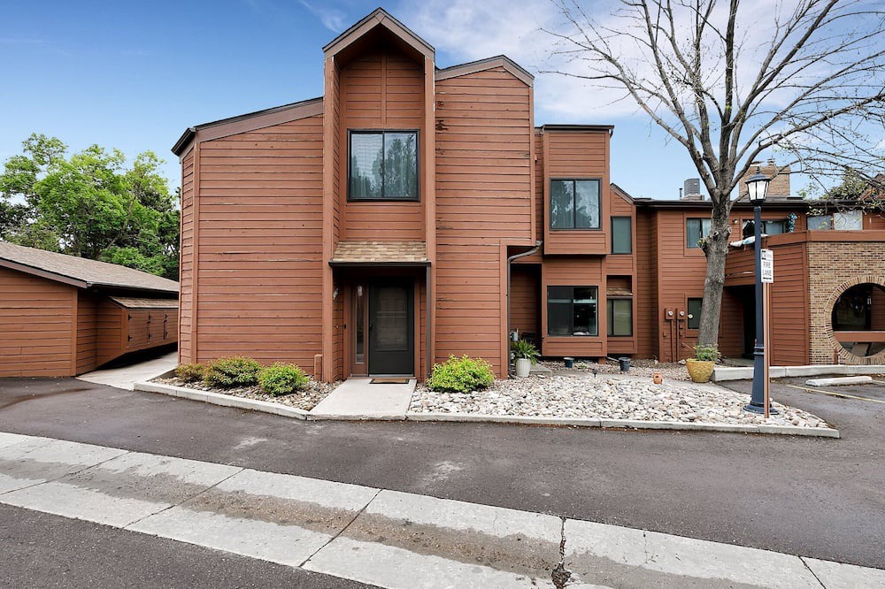 Photo of Outdoor in Village Seven