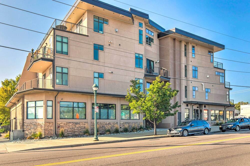 Photo of Outdoor in Sunnyside