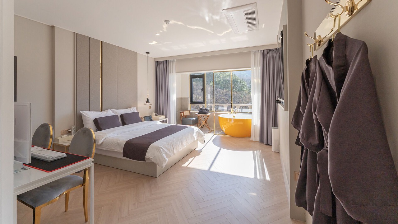 Photo of Bedroom in Sagi
