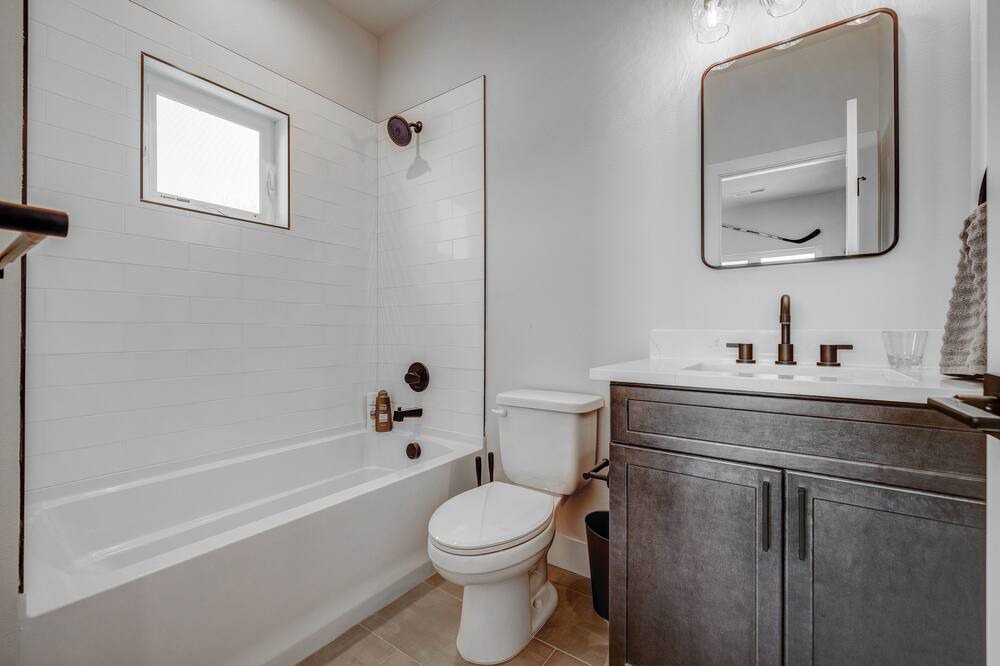 Photo of Bathroom in Sunnyside