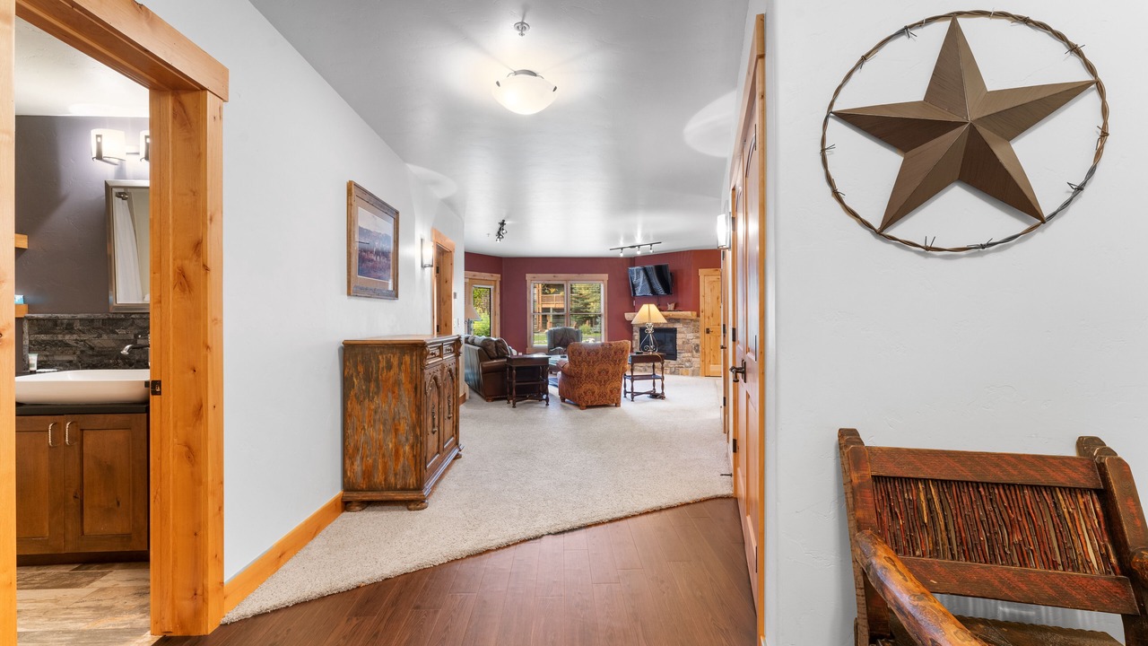 Photo of Livingroom in Mountain House
