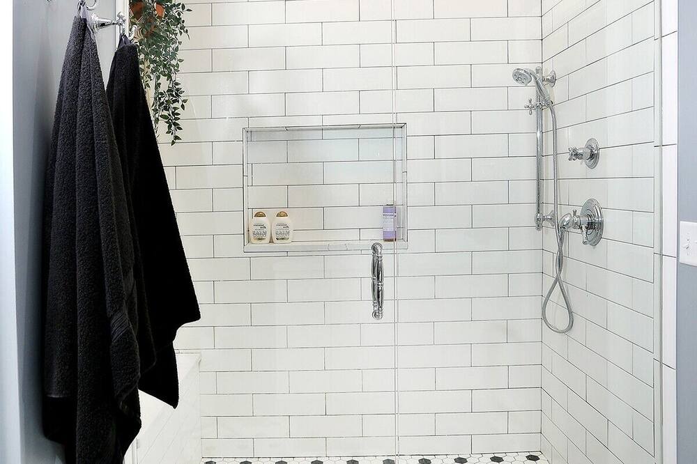 Photo of Bathroom in Sloan Lake