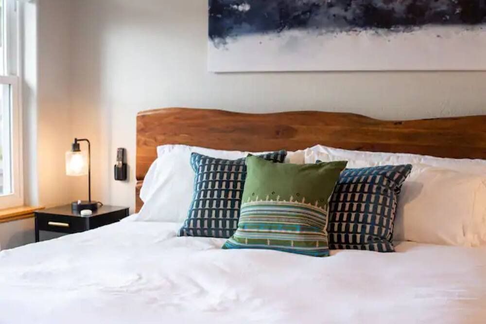 Photo of Bedroom in Conifer Mountain and Meadows