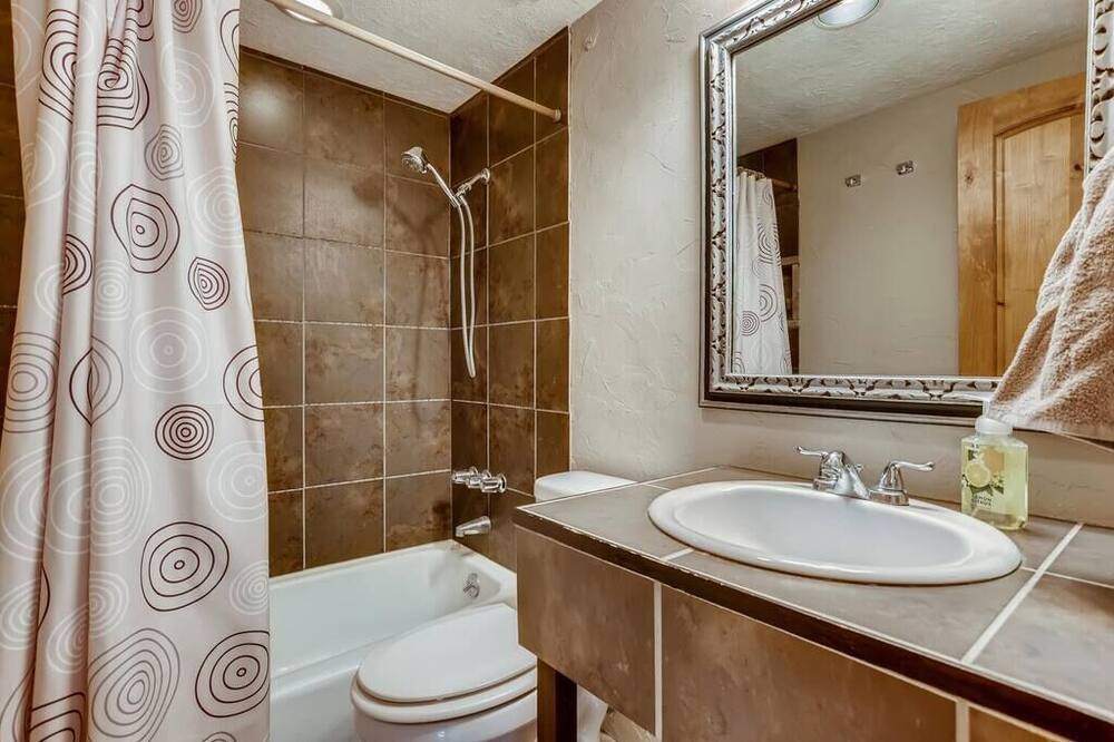 Photo of Bathroom in Frisco