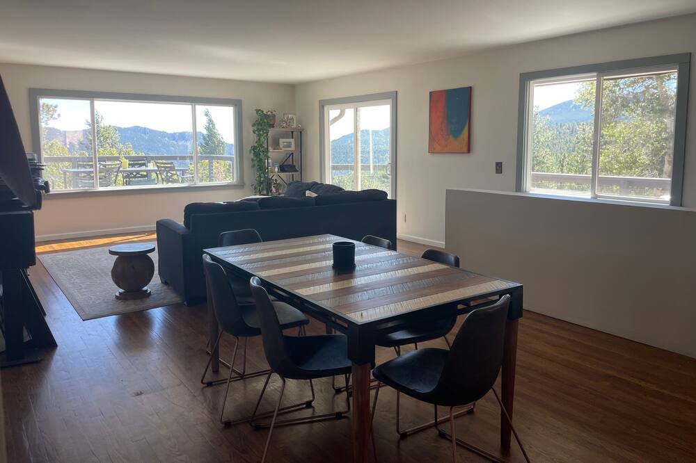 Photo of Kitchen in Coal Creek Canyon