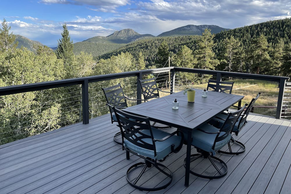 Photo of Patio Balcony in Coal Creek Canyon
