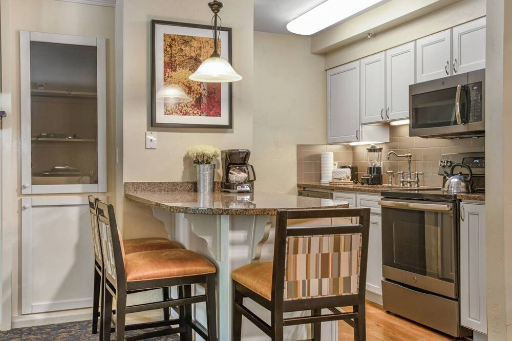 Photo of Kitchen in Highland Meadows