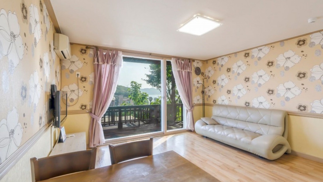 Photo of Bedroom in Yeongheung