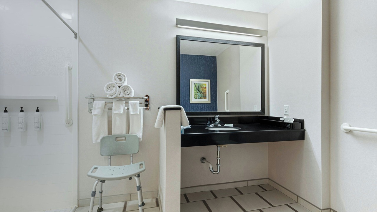 Photo of Bathroom in Alamosa