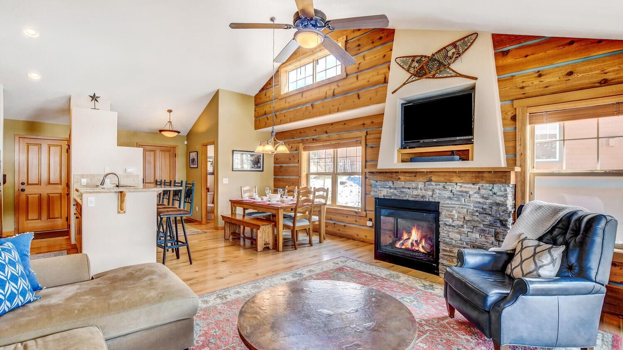 Photo of Livingroom in Rendezvous