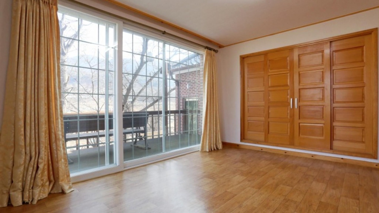 Photo of Bedroom in Seojong