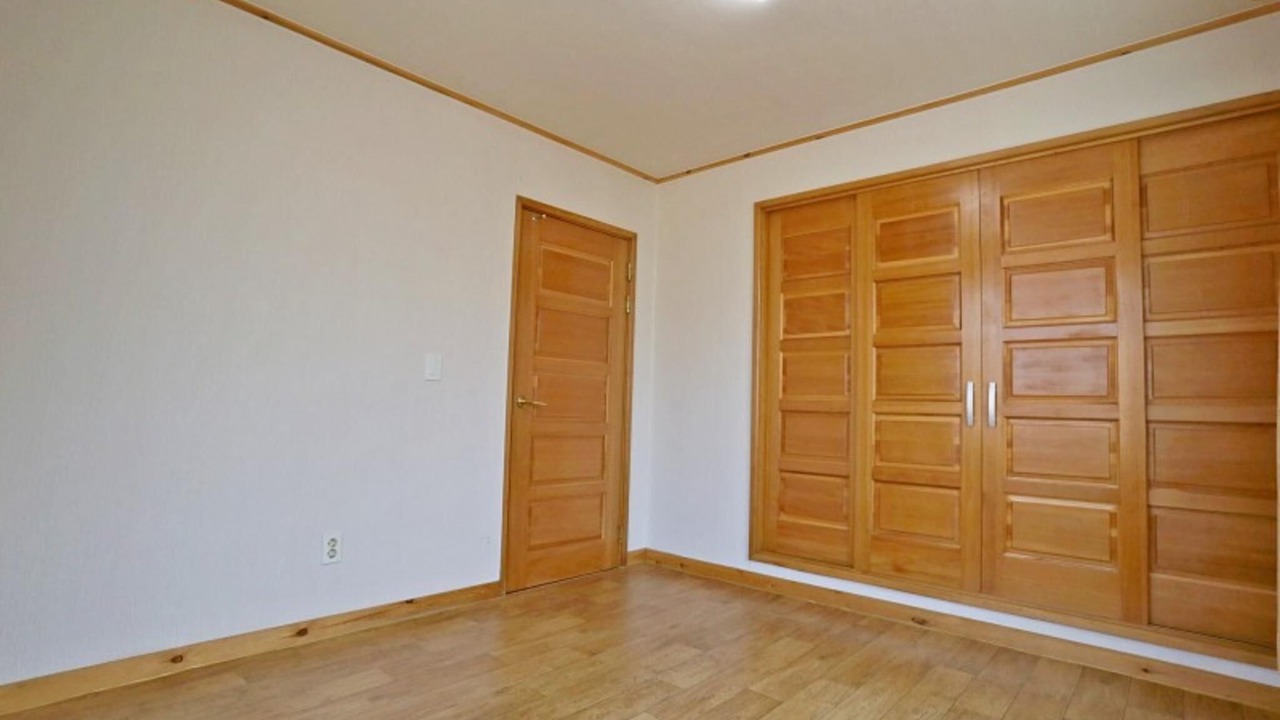 Photo of Bedroom in Seojong